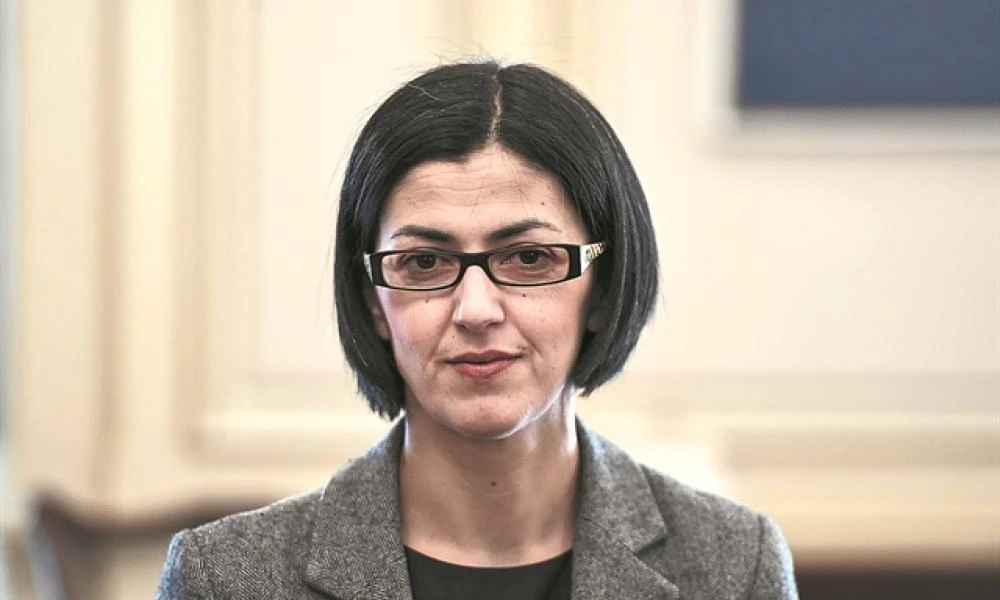Αγαπηδάκη για νησιά: 1.300 προσλήψεις στην ΠΦΥ και σταθερή ομάδα επαγγελματιών υγείας